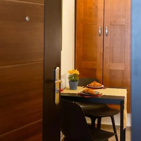 Apartment Brandnewchainbridgehome For 2-fastwifi/ac/smarttv Budapest