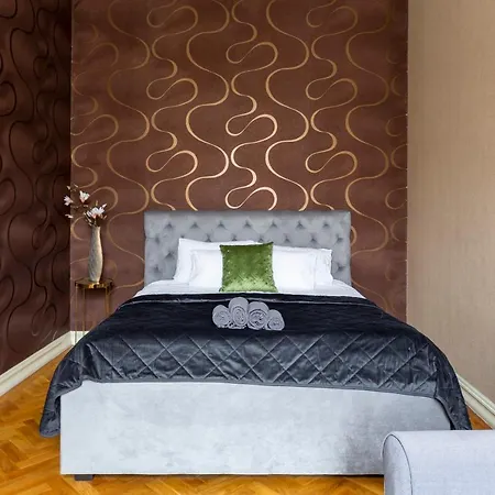 Apartmán Luxury Next To The New York Cafe *