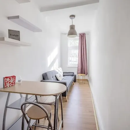 Cosy At River Apartment *