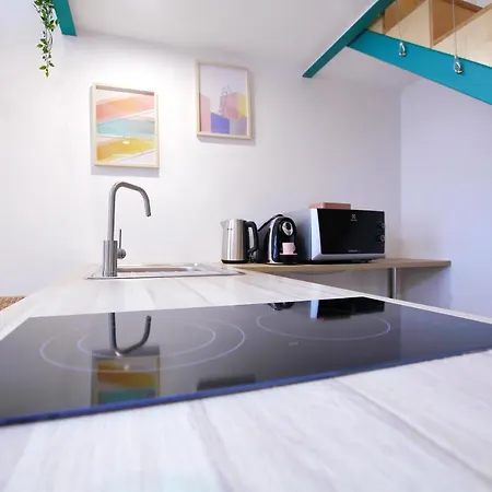 Awesome Downtown W Balcony & Free Private Parking *