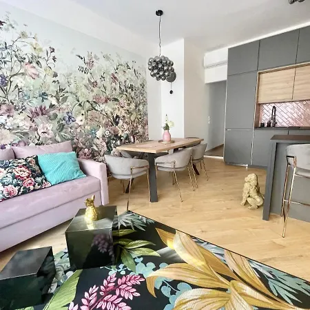 Apartment Brand New #hollan#3bedr#2bathr#freeparking Budapest