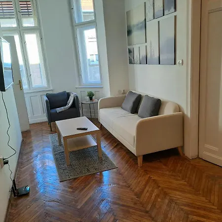 Apartment Emerald *