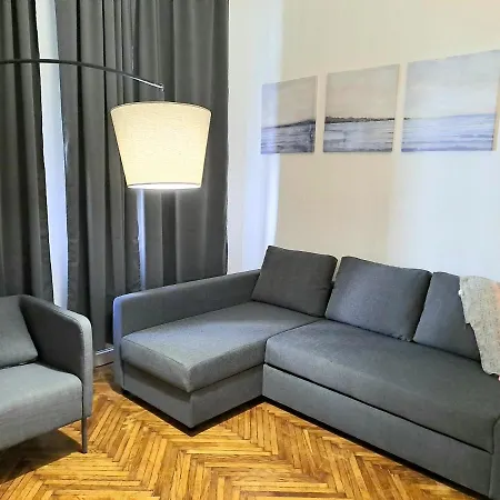Emerald Apartment