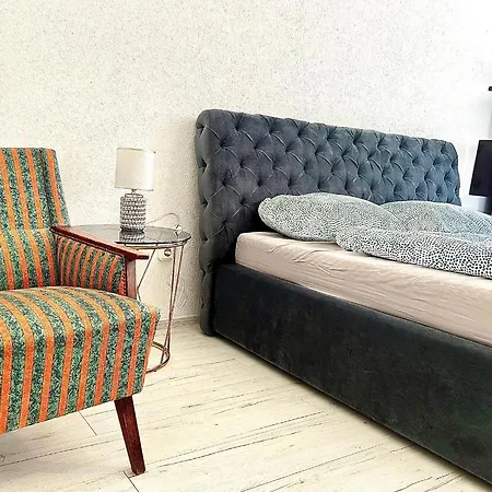 Apartment L8