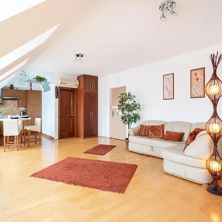 Beautiful With Ac Apartment Budapest