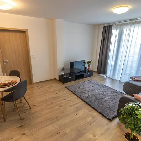 Apartamento Need In Bp - Garage, Terraces, Aircon Budapest