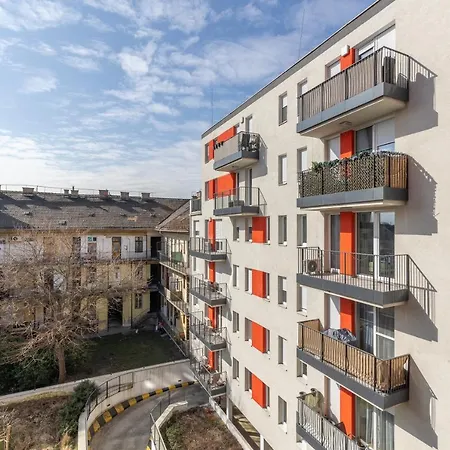 Need In Bp - Garage, Terraces, Aircon 아파트