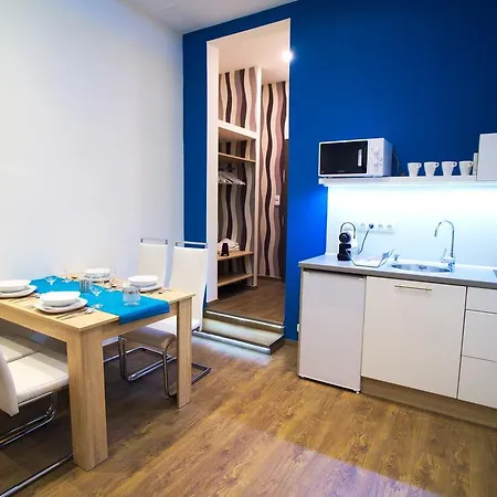 Focus Point Apartment *