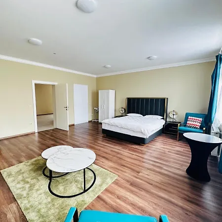 Krisztina 21 * Budapest