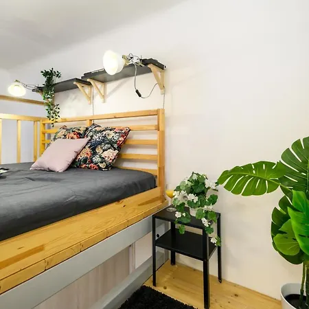 Avenue Loft J52 * Budapest