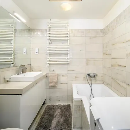 Apartment Avenue Loft J52 *