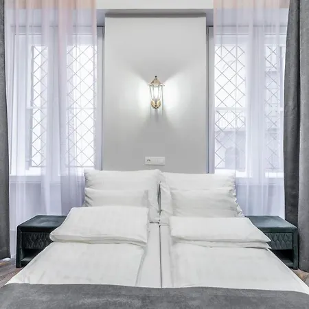 Apartment Marvelous In Andrassy Boulevard Budapest