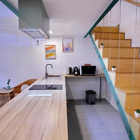 Apartment Awesome Downtown W Balcony & Free Private Parking Budapest