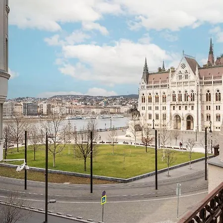 Breathless View Parliament 2 Luxury With Terrace Free Parking Reservation Needed *