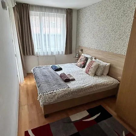 Apartmán Danube Dwelling Akacfa 26 - Private Indoor Garage Budapešť