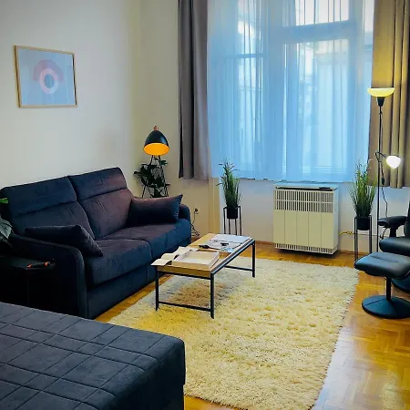 Apartment In The Pedestrial Area