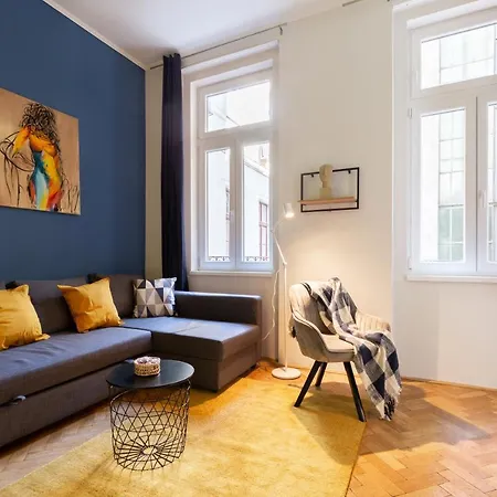 Bien Apartment