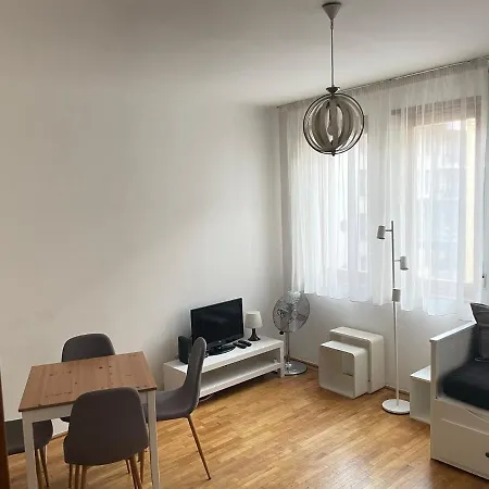 Bda Centre Apartment *
