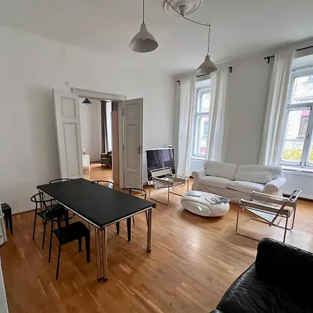 Apartment Vintage Vibes Super Flat