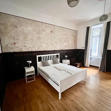 Apartment Vintage Vibes Super Flat