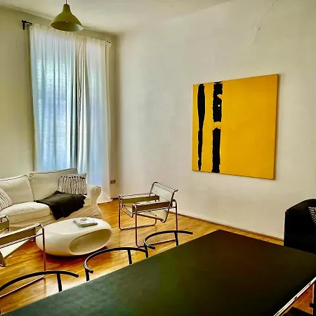 Apartment Vintage Vibes Super Flat