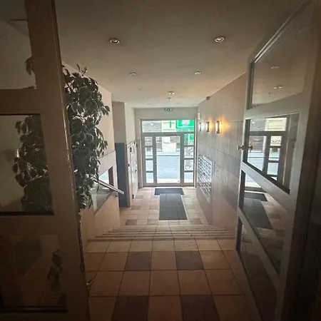 Danube Dwelling Akacfa 26 - Private Indoor Garage Budapešť