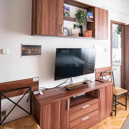 Apartment Bumblebee With Ac Budapest