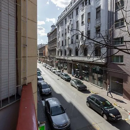 Deluxe Dohany Next To The New York Cafe Apartamento