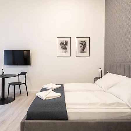D48 - Boulevard - Location By Bqa Apartament Budapesta