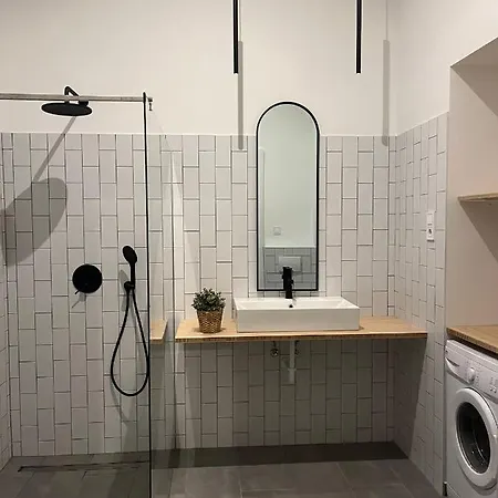 Palace District Apartment *