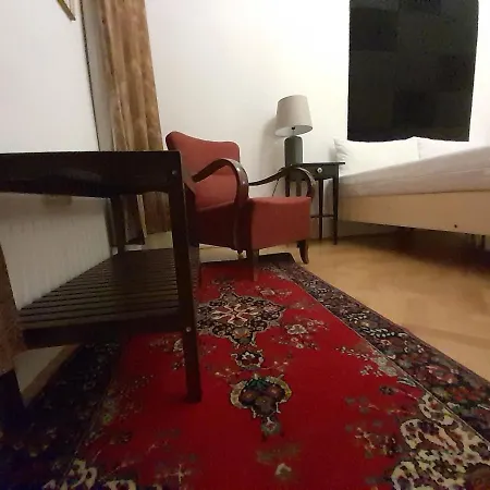 3 Bedrooms Suite, 2 Bathrooms, Balcony At Opera *