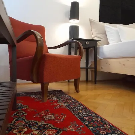 3 Bedrooms Suite, 2 Bathrooms, Balcony At Opera Apartment *