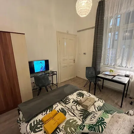 Garibaldik Apartman *