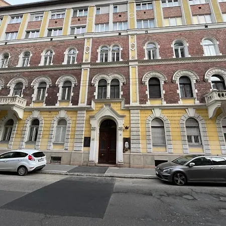 Garibaldik Apartman *