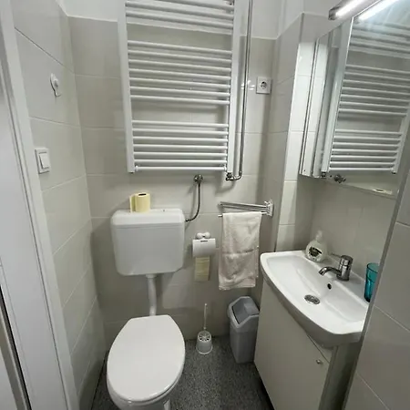 Garibaldik Apartman *