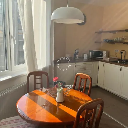 Apartment Young City