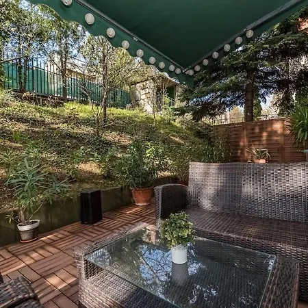 Szabi Buda New Terrace Apartment Budapest