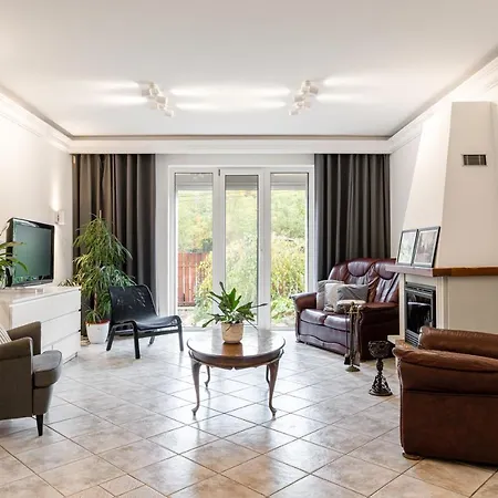 Suburbia Budapest