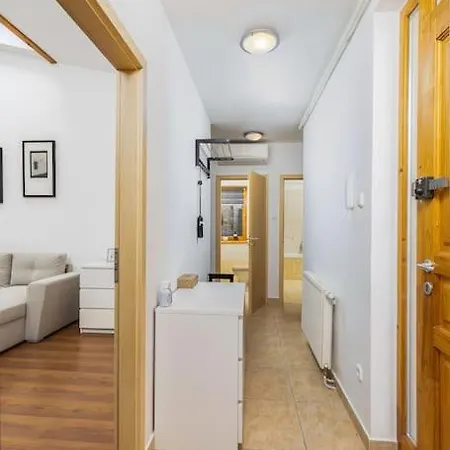 Venus - Opera Ii Apartment