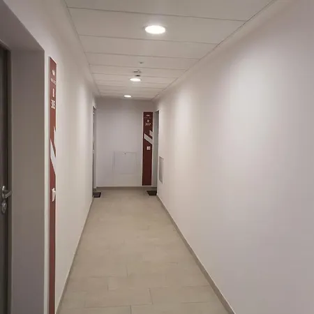 Park West - Free Parking Apartment Budapest