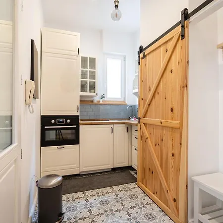 Apartamento Youth Motive With Gallery