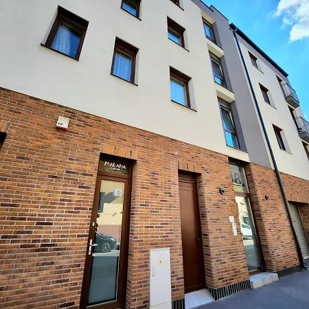 Apartment S18 