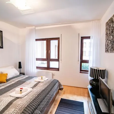Apartment Free Parking! Soho 101, 4 Ppl, Ac, Superfast Wifi, Tv Budapest