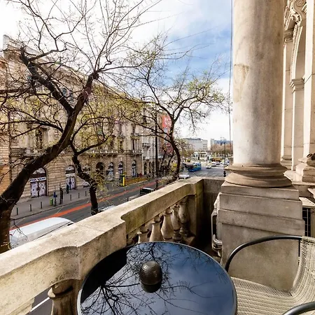 Hostel Adagio Basilica