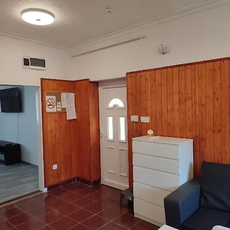 Rákos-patak Family House Vendégház