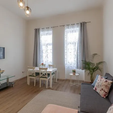 Apartment Emily's Lovely Place Budapest
