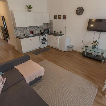 Emily's Lovely Place Apartment Budapest