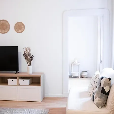 Scandi Custom 2-bdr Appartamento *