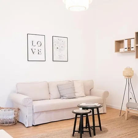 Scandi Custom 2-bdr