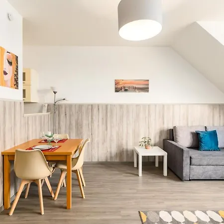 Apartment Lovag Charming In The Center-ac